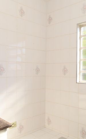 Casa à venda com 200m², 4 quartos e 3 vagasBanheiro 2