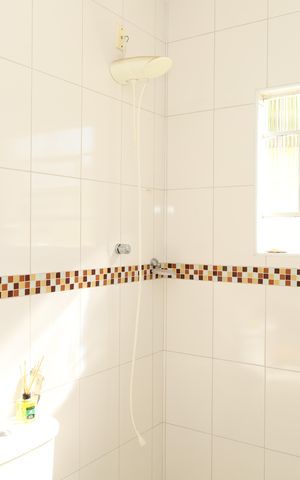 Casa à venda com 200m², 4 quartos e 3 vagasBanheiro 4
