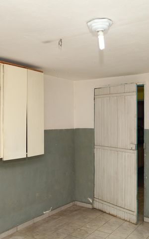 Casa à venda com 200m², 4 quartos e 3 vagasÁrea de armazenamento - Sala 2