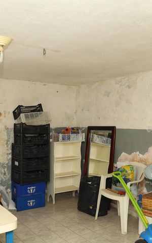 Casa à venda com 200m², 4 quartos e 3 vagasÁrea de armazenamento - Sala 1