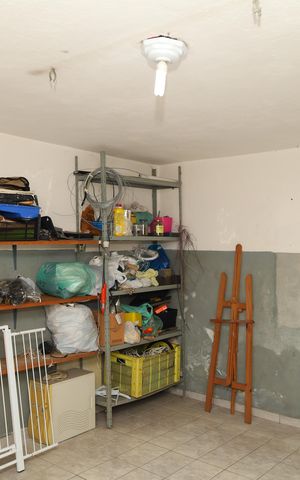 Casa à venda com 200m², 4 quartos e 3 vagasÁrea de armazenamento - Sala 2