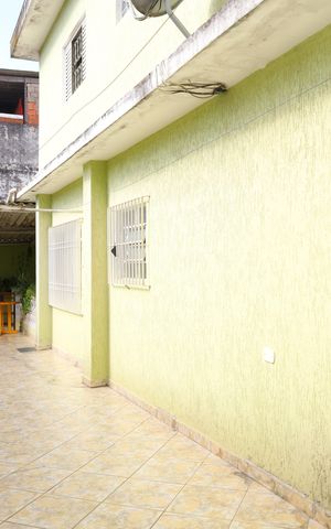 Casa à venda com 200m², 4 quartos e 3 vagasQuintal