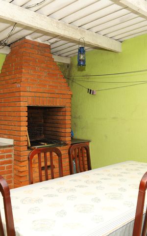 Casa à venda com 200m², 4 quartos e 3 vagasÁrea de Serviço com churrasqueira