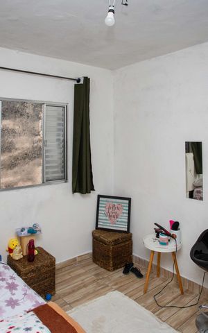 Casa à venda com 240m², 3 quartos e 2 vagasCasa 2 - Quarto 2