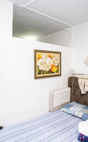 Casa à venda com 240m², 3 quartos e 2 vagasQuarto 