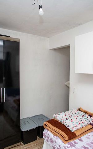 Casa à venda com 240m², 3 quartos e 2 vagasCasa 2 - Quarto 2