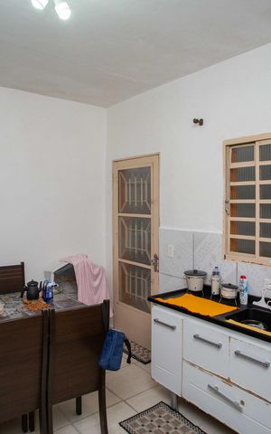 Casa à venda com 240m², 3 quartos e 2 vagasCasa 2 - Cozinha