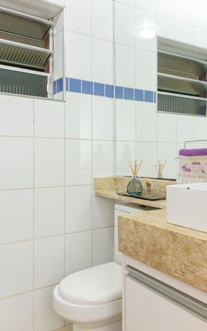 Casa à venda com 180m², 2 quartos e 1 vaga Casa à venda com 180m², 2 quartos e 1 vagaBanheiro Inferior