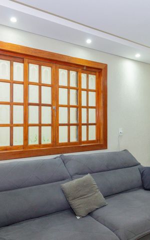 Casa à venda com 180m², 2 quartos e 1 vaga Casa à venda com 180m², 2 quartos e 1 vagaSala