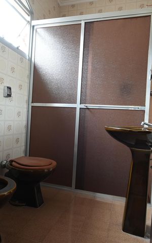 Casa à venda com 199m², 3 quartos e 4 vagasBanheiro Social 