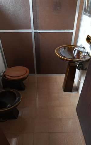Casa à venda com 199m², 3 quartos e 4 vagasBanheiro Social 