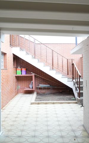 Casa à venda com 199m², 3 quartos e 4 vagasGaragem