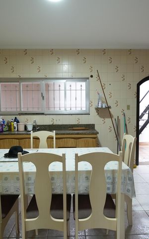 Casa à venda com 199m², 3 quartos e 4 vagasCozinha