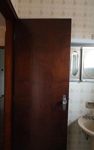Casa à venda com 199m², 3 quartos e 4 vagasBanheiro da Suíte
