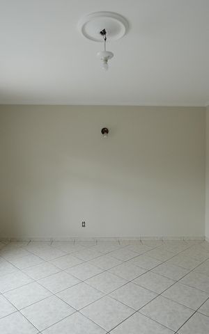 Casa à venda com 199m², 3 quartos e 4 vagasSala