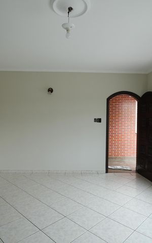 Casa à venda com 199m², 3 quartos e 4 vagasSala
