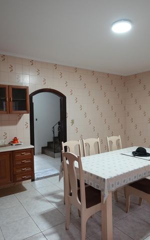 Casa à venda com 199m², 3 quartos e 4 vagasCozinha