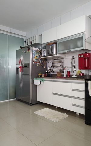Casa de condomínio à venda com 116m², 3 quartos e 1 vaga Casa de condomínio à venda com 116m², 3 quartos e 1 vagaCozinha - Armários