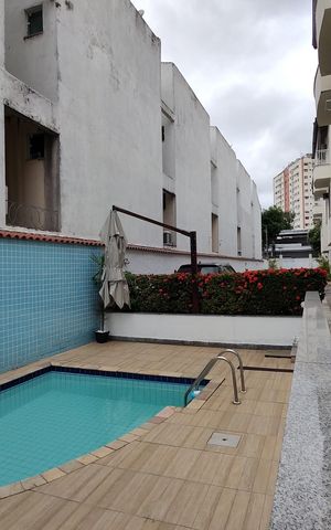Casa de condomínio à venda com 116m², 3 quartos e 1 vaga Casa de condomínio à venda com 116m², 3 quartos e 1 vagaÁrea comum - Piscina