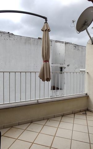 Casa de condomínio à venda com 116m², 3 quartos e 1 vaga Casa de condomínio à venda com 116m², 3 quartos e 1 vagaTerraço