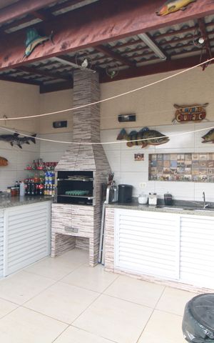 Casa de condomínio à venda com 90m², 3 quartos e 2 vagasChurrasqueira