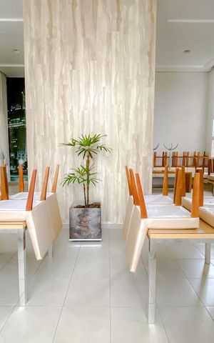 Apartamento à venda com 242m², 4 quartos e 4 vagas Apartamento à venda com 242m², 4 quartos e 4 vagasÁrea Comum