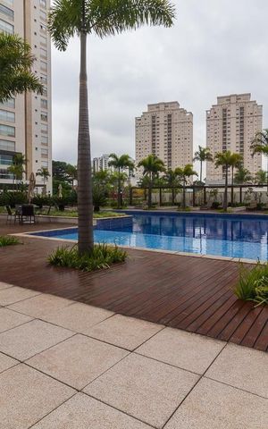 Apartamento à venda com 242m², 4 quartos e 4 vagas Apartamento à venda com 242m², 4 quartos e 4 vagasÁrea Comum
