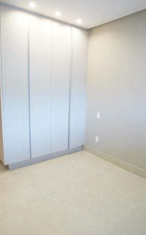 Apartamento à venda com 215m², 4 quartos e 3 vagas
