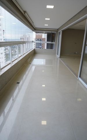 Apartamento à venda com 215m², 4 quartos e 3 vagas