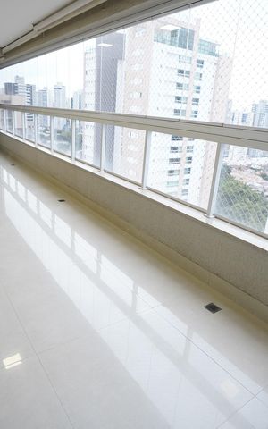 Apartamento à venda com 215m², 4 quartos e 3 vagas