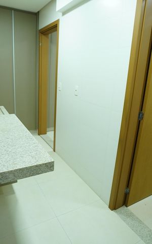 Apartamento à venda com 215m², 4 quartos e 3 vagas