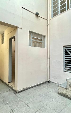 Casa à venda com 100m², 3 quartos e 1 vaga Casa à venda com 100m², 3 quartos e 1 vagaQuintal