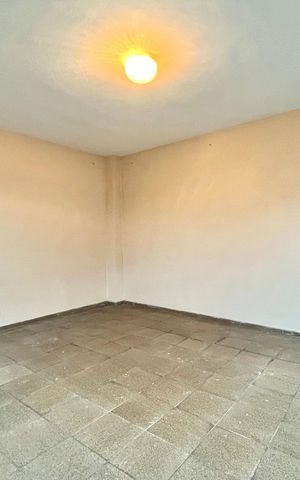 Casa à venda com 100m², 3 quartos e 1 vaga Casa à venda com 100m², 3 quartos e 1 vagaGaragem