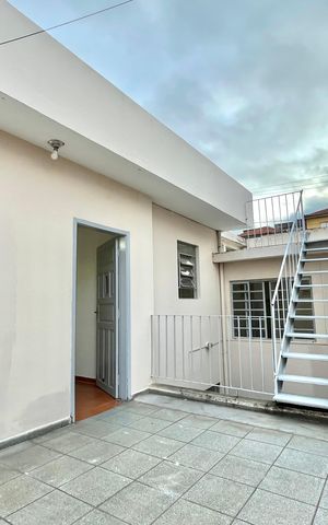 Casa à venda com 100m², 3 quartos e 1 vaga Casa à venda com 100m², 3 quartos e 1 vagaÁrea externa