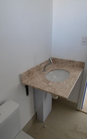 Apartamento à venda com 105m², 2 quartos e 2 vagasBanheiro Suíte