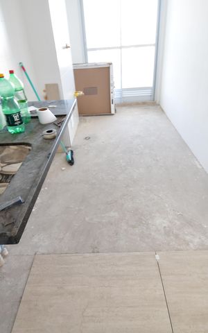 Apartamento à venda com 105m², 2 quartos e 2 vagasCozinha