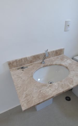 Apartamento à venda com 105m², 2 quartos e 2 vagasBanheiro Suíte