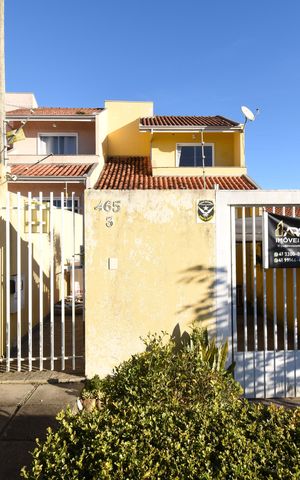 Casa à venda com 112m², 2 quartos e 1 vagaFachada