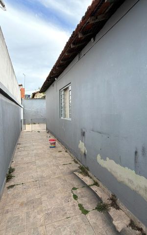 Casa à venda com 90m², 3 quartos e 2 vagas Casa à venda com 90m², 3 quartos e 2 vagasÁrea externa