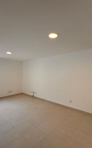 Apartamento à venda com 330m², 3 quartos e 3 vagas Apartamento à venda com 330m², 3 quartos e 3 vagasSuíte 2