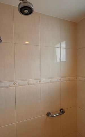 Apartamento à venda com 330m², 3 quartos e 3 vagas Apartamento à venda com 330m², 3 quartos e 3 vagasSuíte 2 - Banheiro