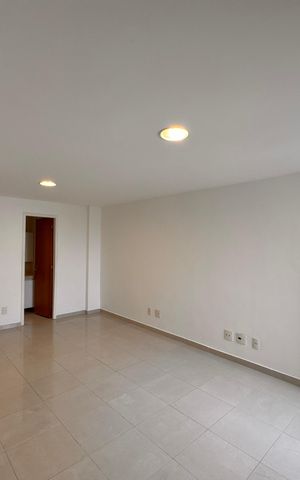 Apartamento à venda com 330m², 3 quartos e 3 vagas Apartamento à venda com 330m², 3 quartos e 3 vagasSuíte 2