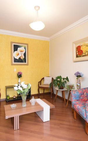Casa à venda com 200m², 3 quartos e 4 vagasSala