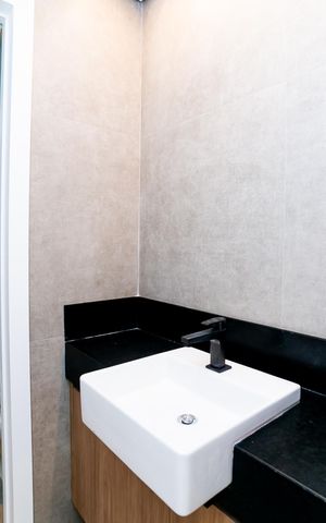 Apartamento à venda com 143m², 3 quartos e 3 vagas Apartamento à venda com 143m², 3 quartos e 3 vagasBanheiro da Suíte 2