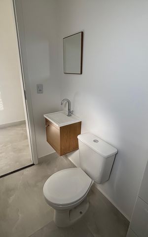 Casa para alugar com 38m², 2 quartos e sem vaga