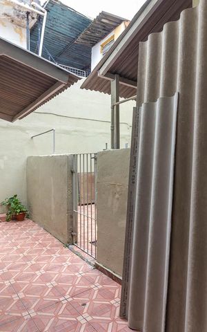 Casa para alugar com 90m², 2 quartos e sem vagaÁrea de Serviço e Quintal