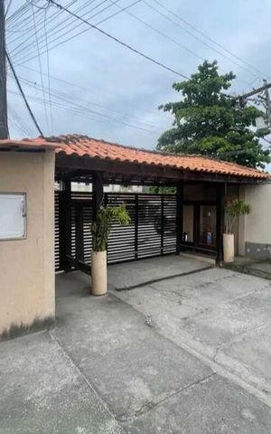 Casa para alugar com 115m², 2 quartos e 2 vagas Casa para alugar com 115m², 2 quartos e 2 vagasFachada