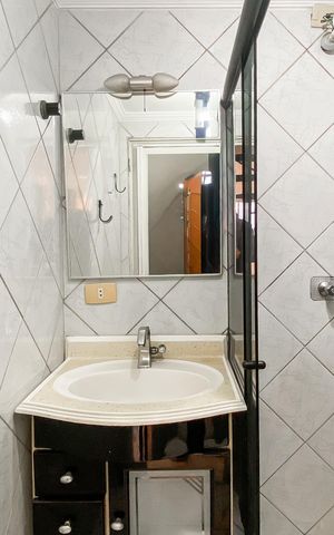 Apartamento para alugar com 110m², 3 quartos e 1 vaga Apartamento para alugar com 110m², 3 quartos e 1 vagaBanheiro
