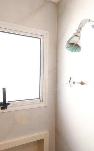 Apartamento à venda com 110m², 3 quartos e 2 vagasBanheiro da Suíte 1