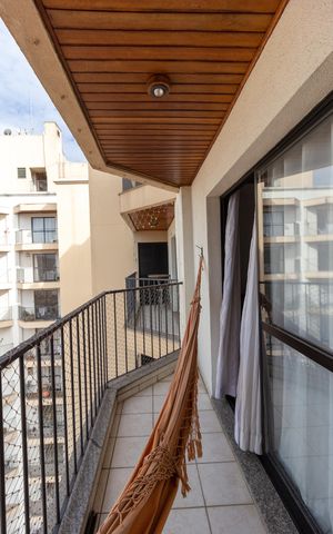 Apartamento à venda com 70m², 2 quartos e 1 vagaVaranda